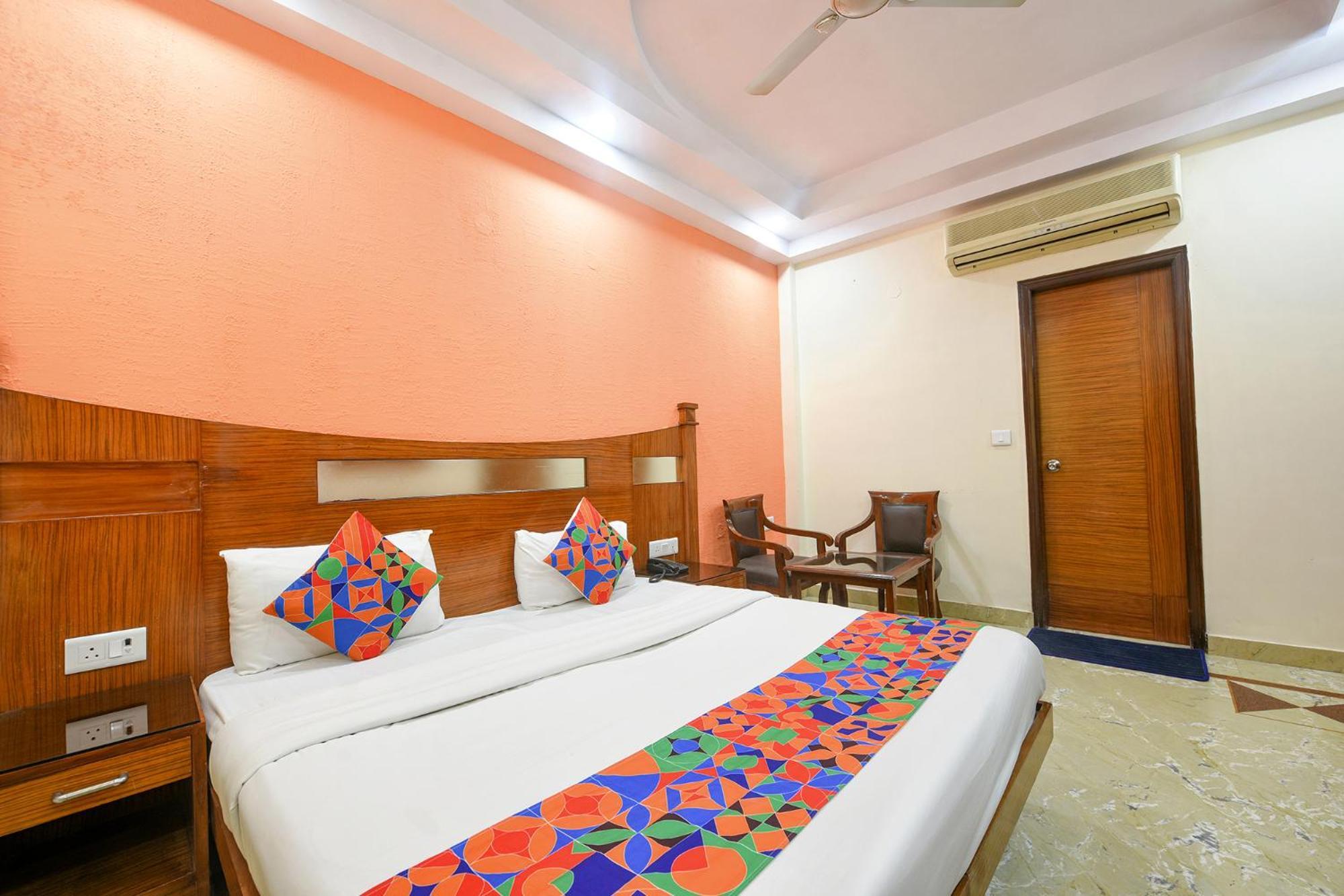 Fabhotel Jaggi Palace Karol Bagh Delhi  Exterior photo