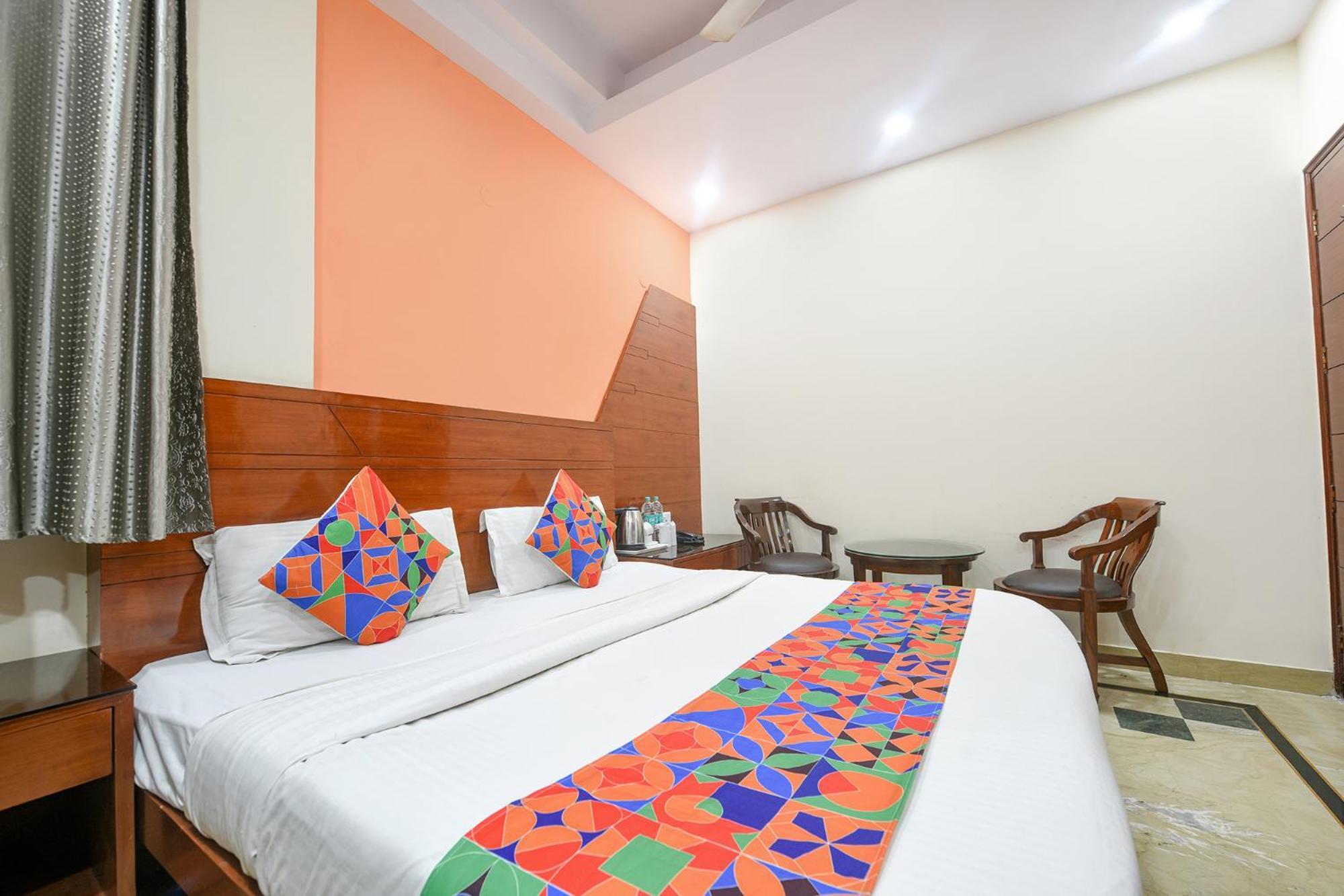 Fabhotel Jaggi Palace Karol Bagh Delhi  Exterior photo